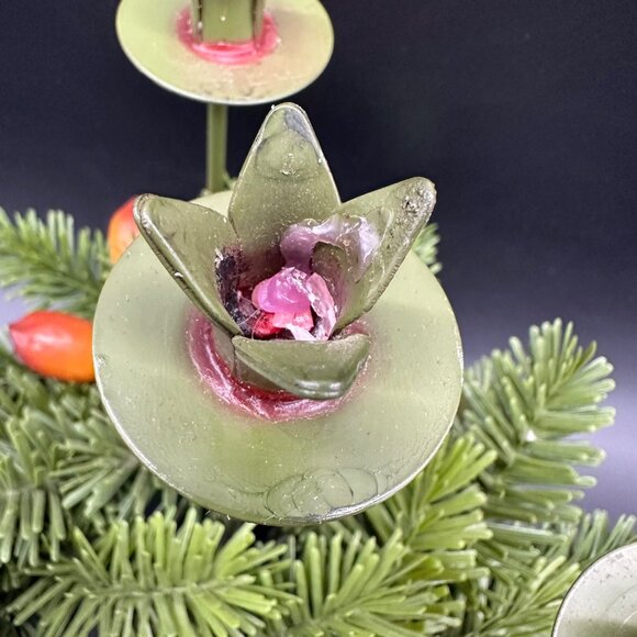 Vintage Christmas Candle Holder Centerpiece Metal Faux Pine Greenery Green 1960s - Picture 6 of 10